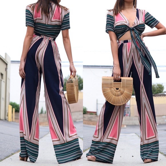 *24 HOUR SALE* Jet Set Geometric Print Crop Top and Pant Set - Picture 6 of 7